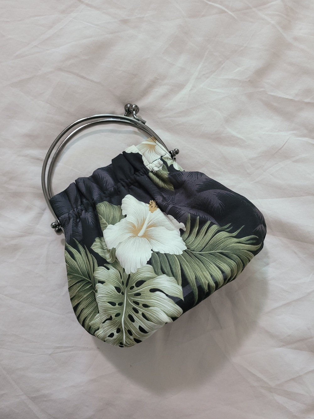 Floral Tropical Frame-Top Handbag in Black and Green